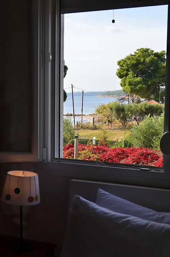 Lemon Beach Front Apartment, Nikiti 0*, Nikiti (Sithonia) Greece