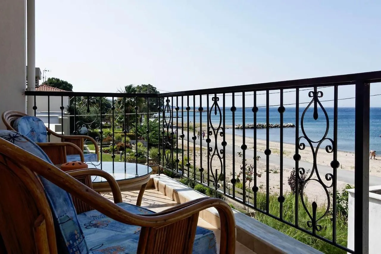 Lemon Beach Front Apartment, Nikiti Greece